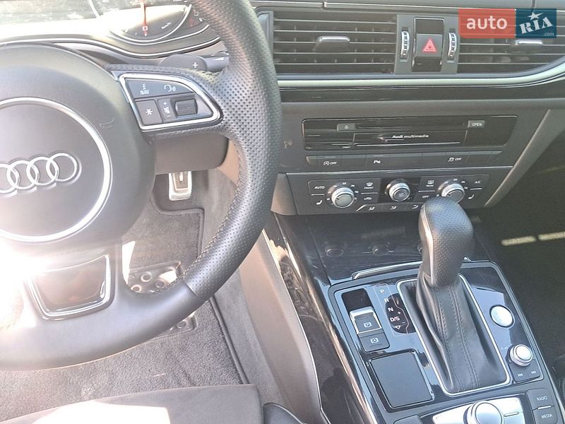 Седан Audi A6 2015 в Вараші