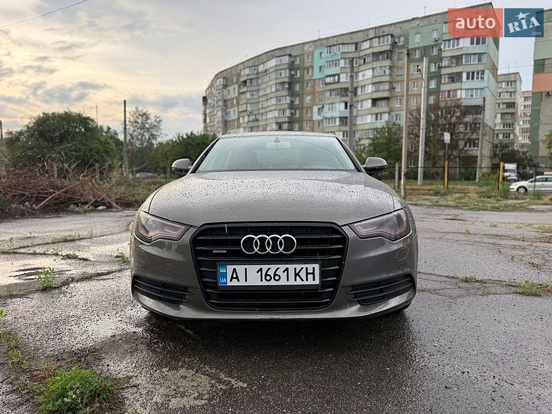 Седан Audi A6 2012 в Полтаве