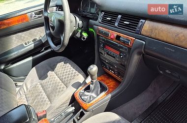 Седан Audi A6 2001 в Чернівцях
