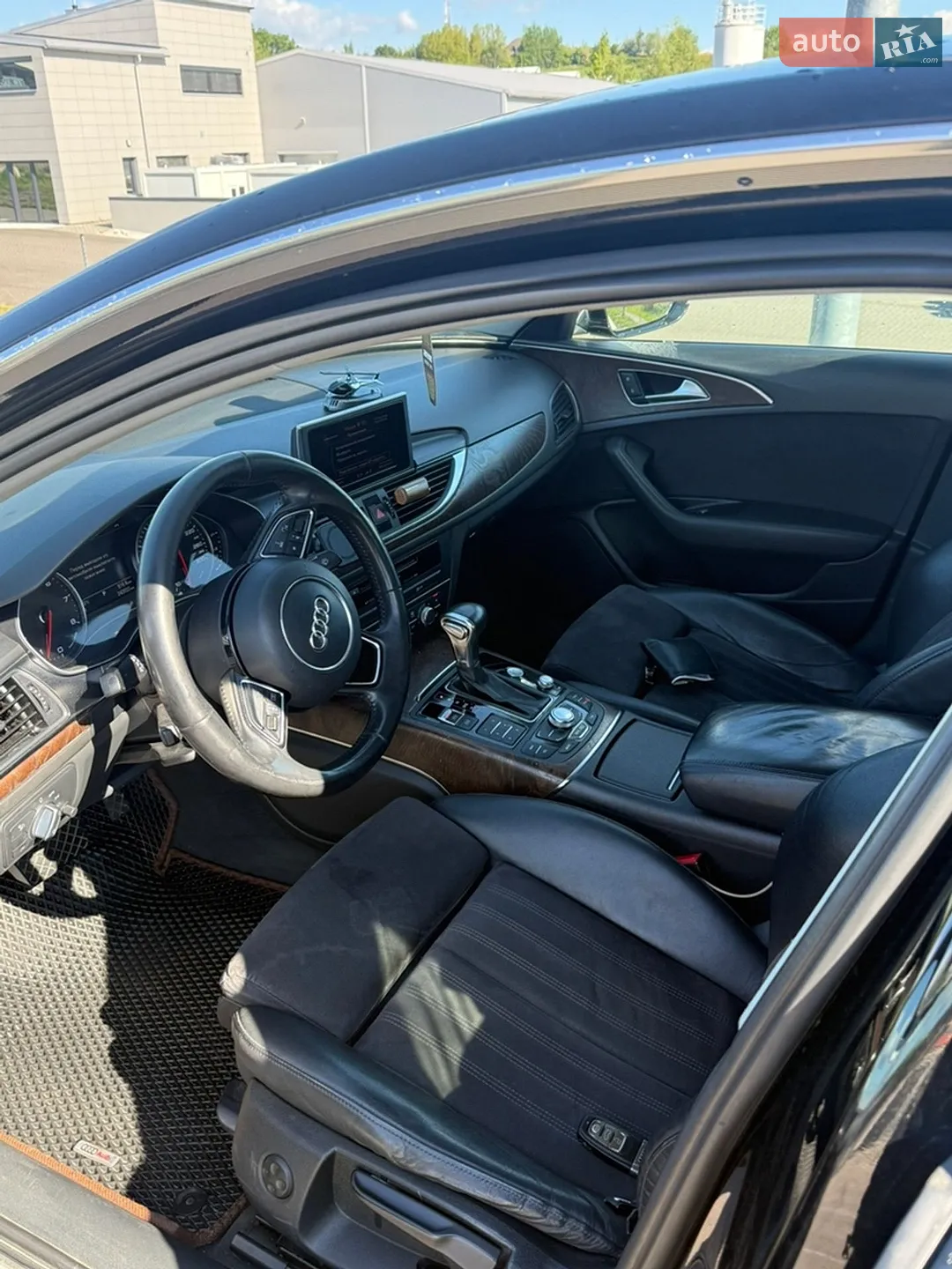 2012 Audi A6 - мініатюра 2