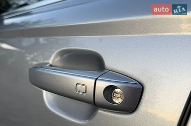 Седан Audi A6 2012 в Ровно