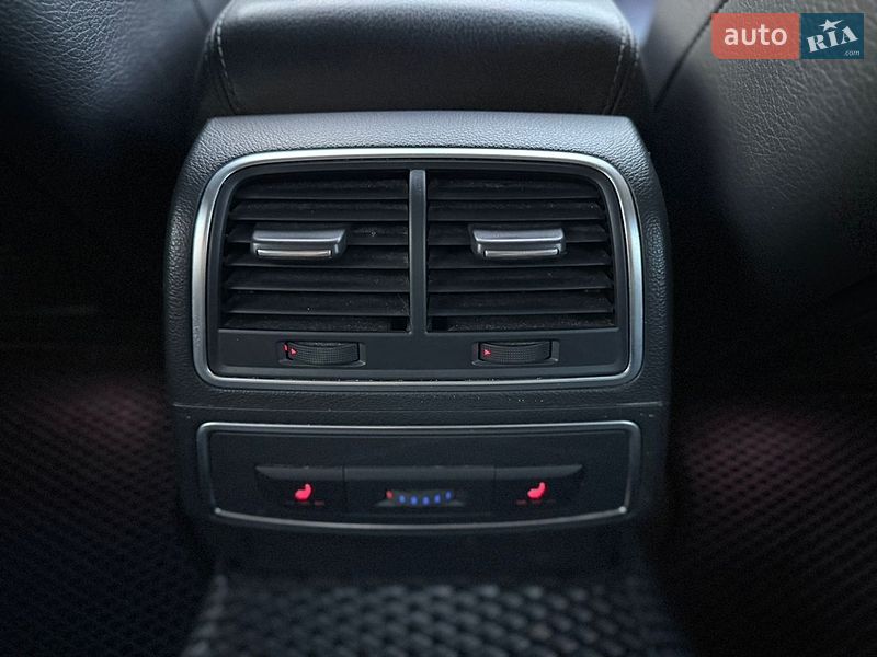 Седан Audi A6 2012 в Ровно