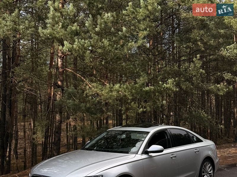 Седан Audi A6 2012 в Ровно