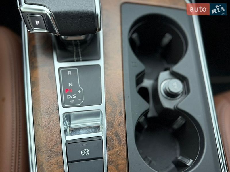 Седан Audi A6 2021 в Виннице