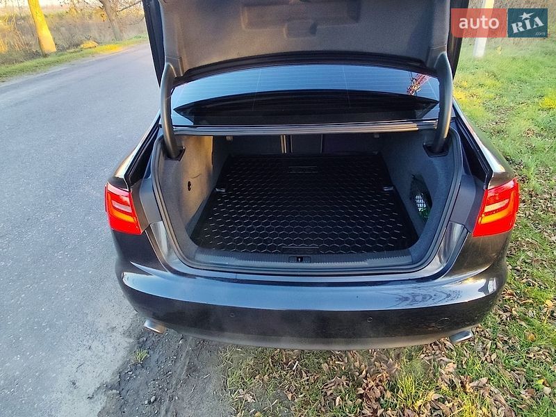 Седан Audi A6 2013 в Новояворівську