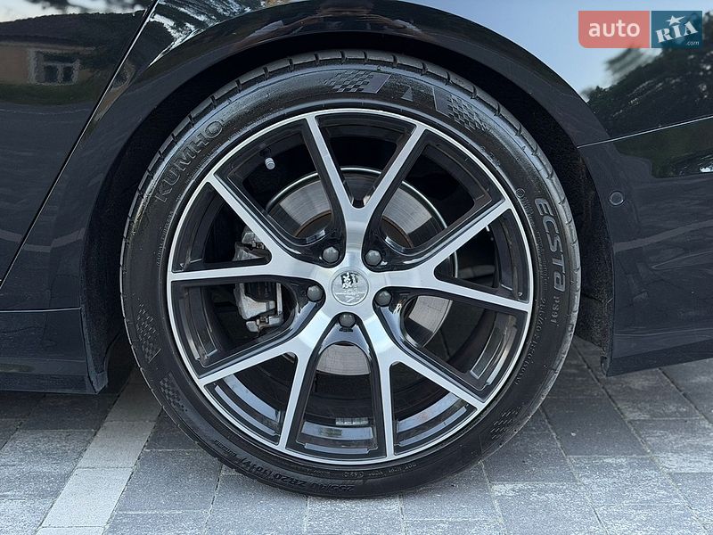Седан Audi A6 2019 в Ужгороде