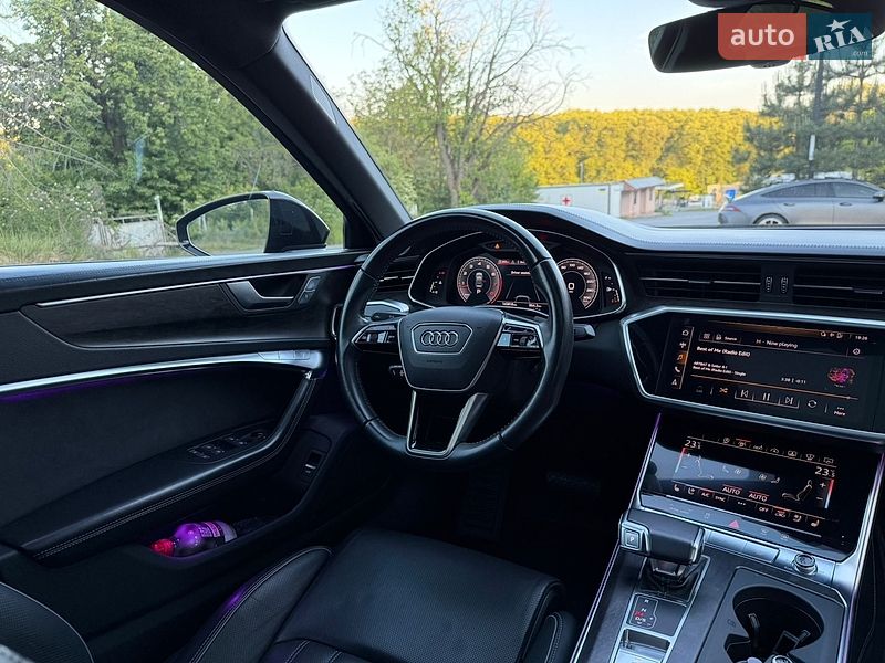 Седан Audi A6 2019 в Ужгороде