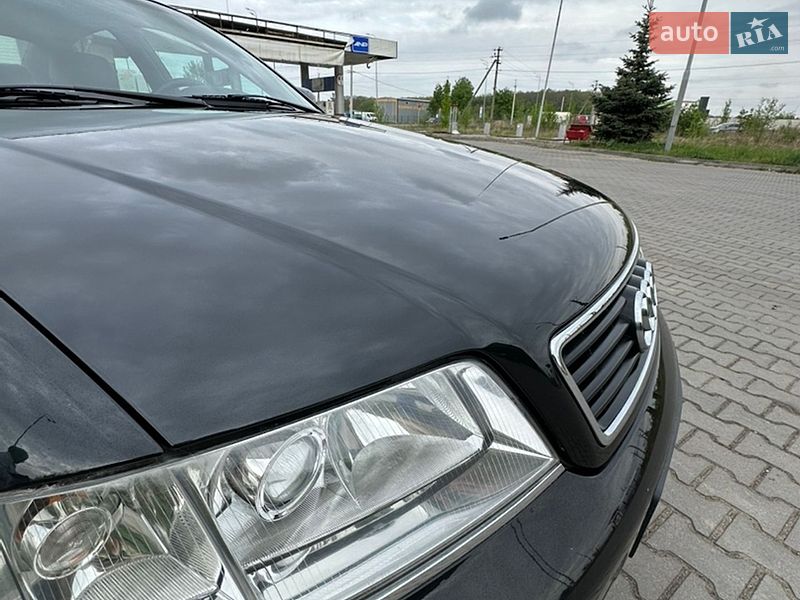 Седан Audi A6 2002 в Умани