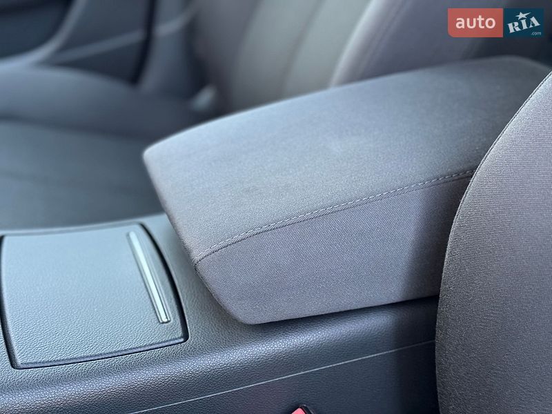 Универсал Audi A6 2012 в Сарнах