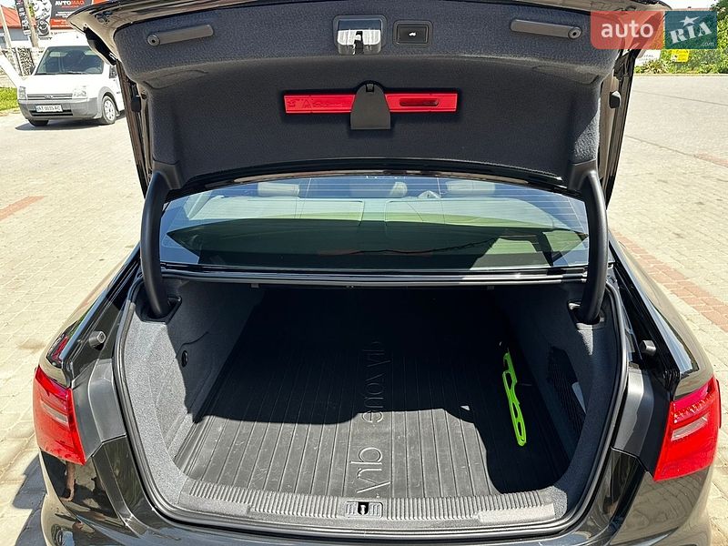 Седан Audi A6 2011 в Снятине