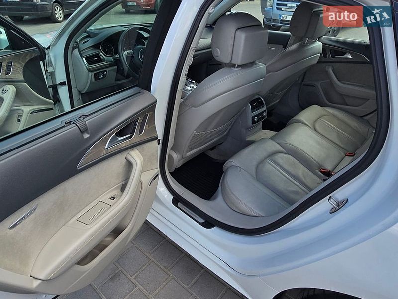 Седан Audi A6 2015 в Львове