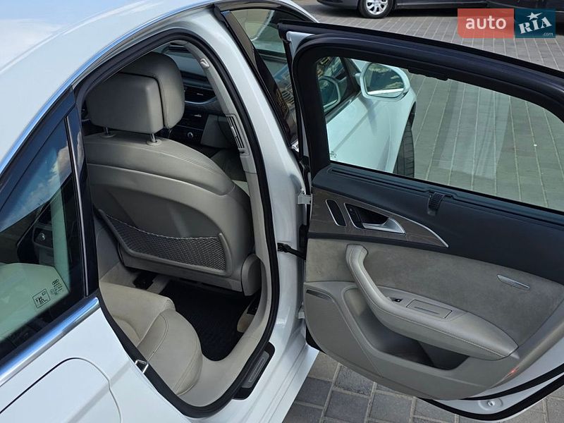 Седан Audi A6 2015 в Львове