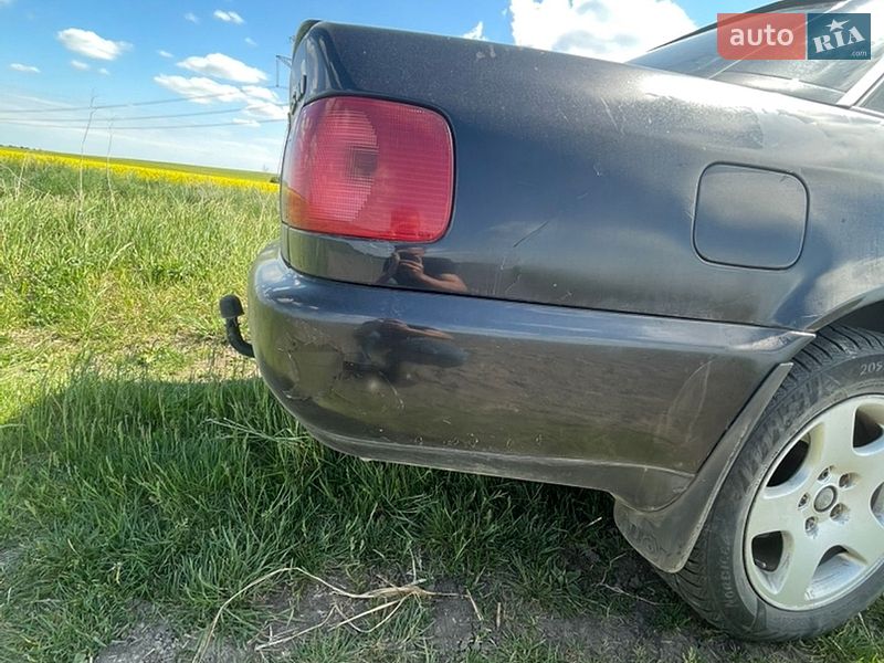 Седан Audi A6 1997 в Жовкві