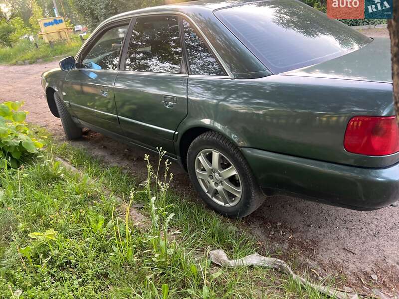 Седан Audi A6 1996 в Перемишлянах