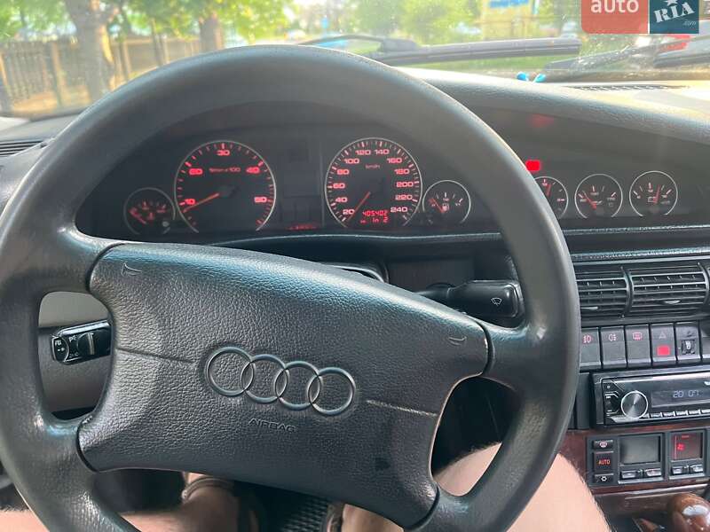 Седан Audi A6 1996 в Перемишлянах