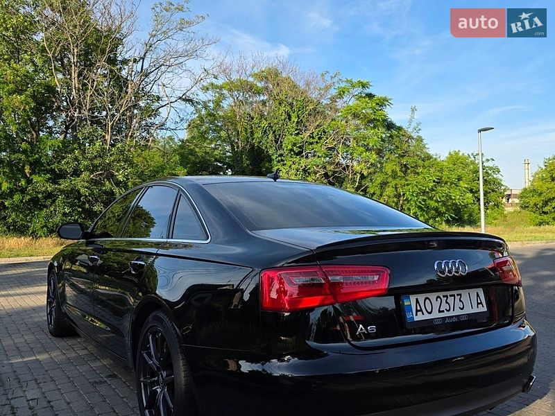 Седан Audi A6 2014 в Ужгороде