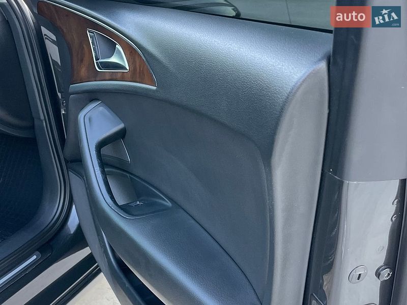Седан Audi A6 2012 в Звягелі