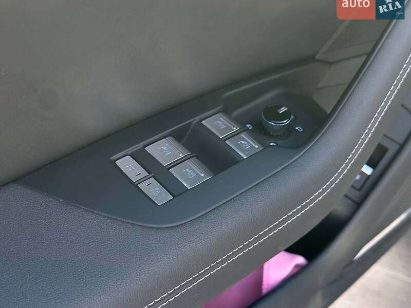 Седан Audi A6 2020 в Львові