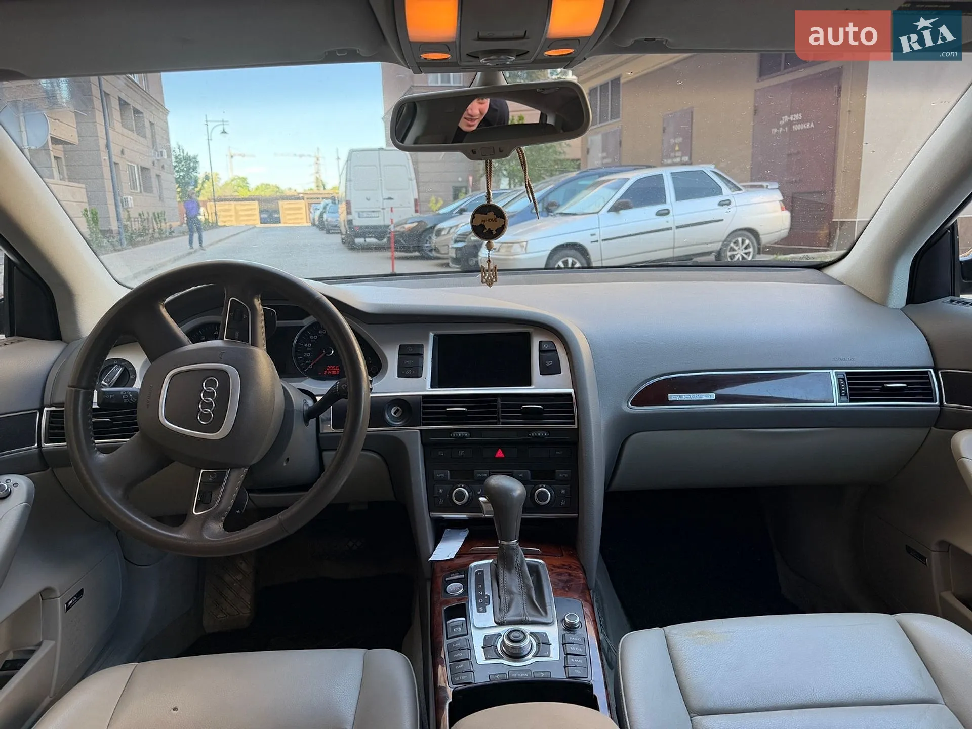 2010 Audi A6 - мініатюра 10