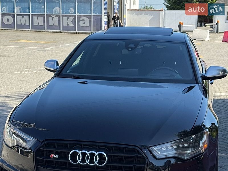 Седан Audi A6 2012 в Сторожинці