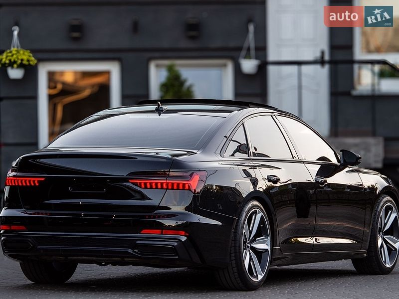 Седан Audi A6 2019 в Нововолинську