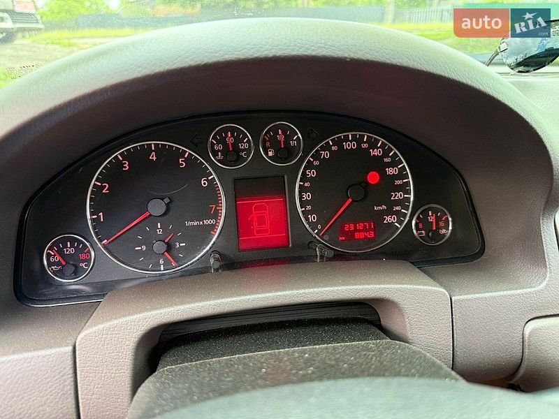 Седан Audi A6 1998 в Смеле