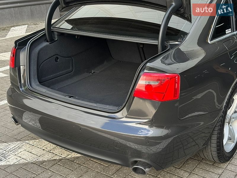 Седан Audi A6 2014 в Киеве
