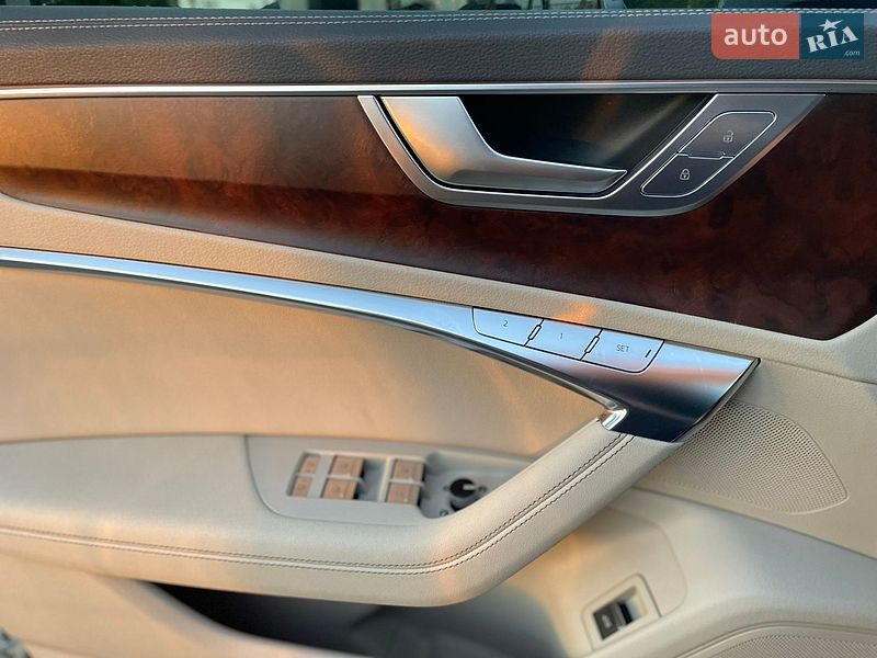 Седан Audi A6 2019 в Стрые