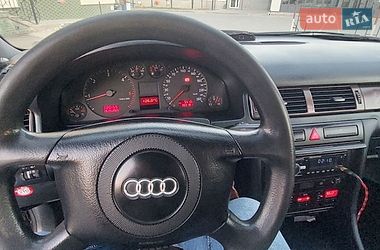 Универсал Audi A6 2000 в Залещиках