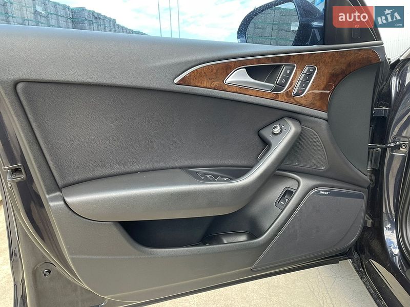 Седан Audi A6 2014 в Косові