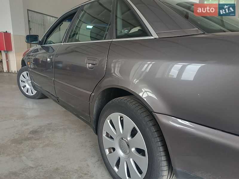 Седан Audi A6 1997 в Рівному