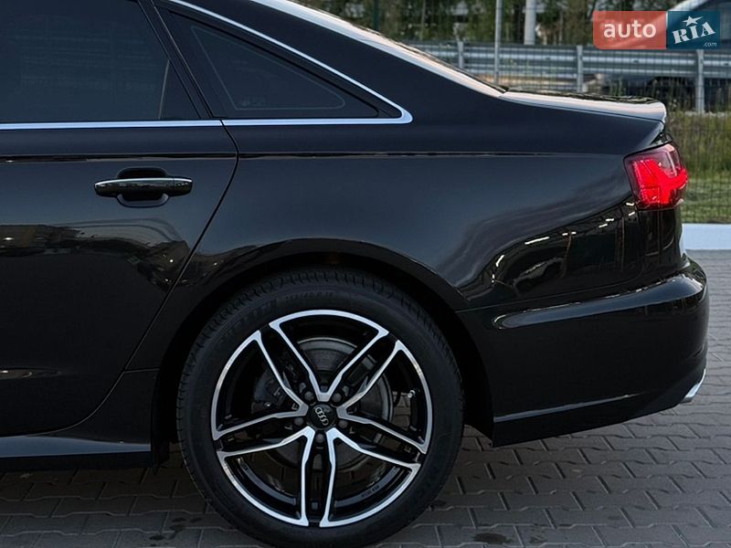 Седан Audi A6 2015 в Киеве