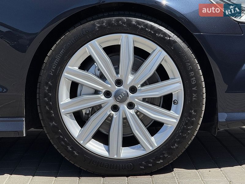 Седан Audi A6 2016 в Мукачевому
