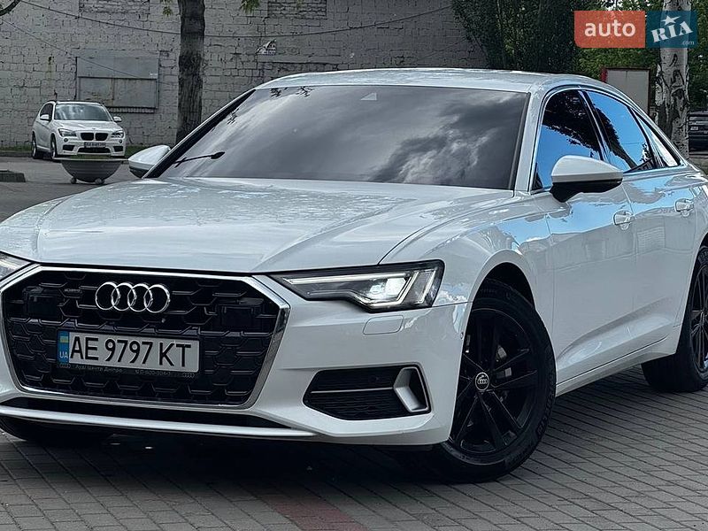 Седан Audi A6 2023 в Дніпрі