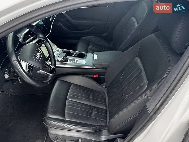 Седан Audi A6 2023 в Дніпрі