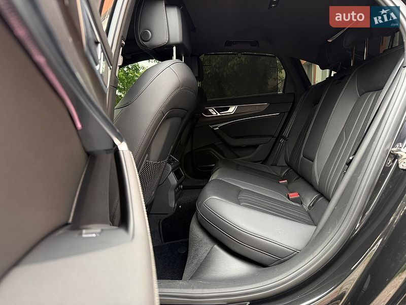 Седан Audi A6 2019 в Ровно