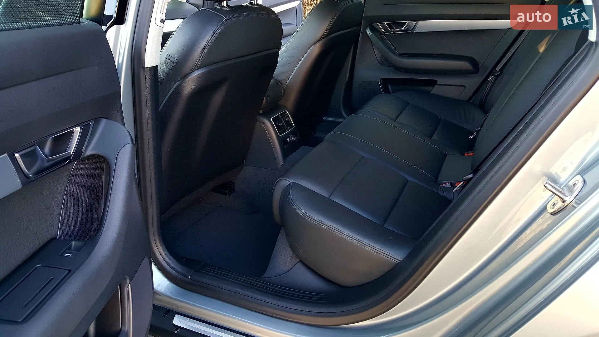 2010 Audi A6 - мініатюра 21