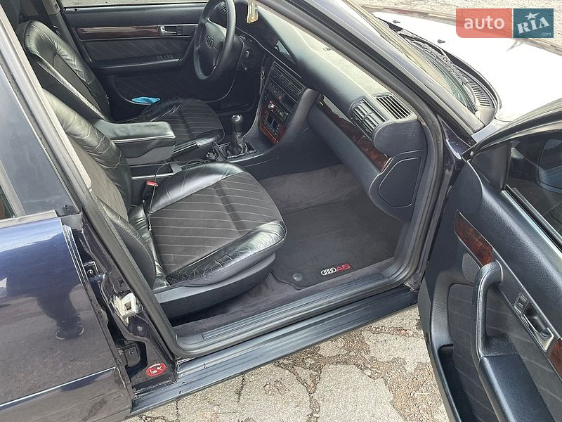 Седан Audi A6 1997 в Заречном