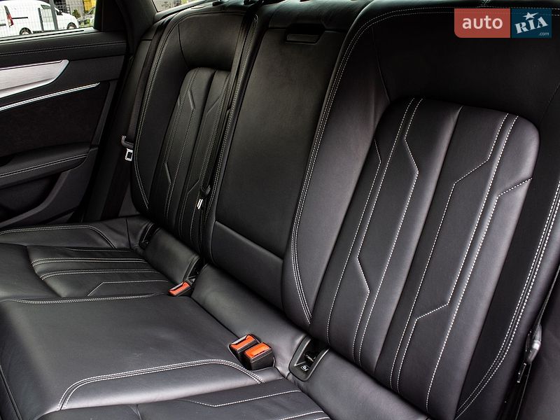 Седан Audi A6 2018 в Львові