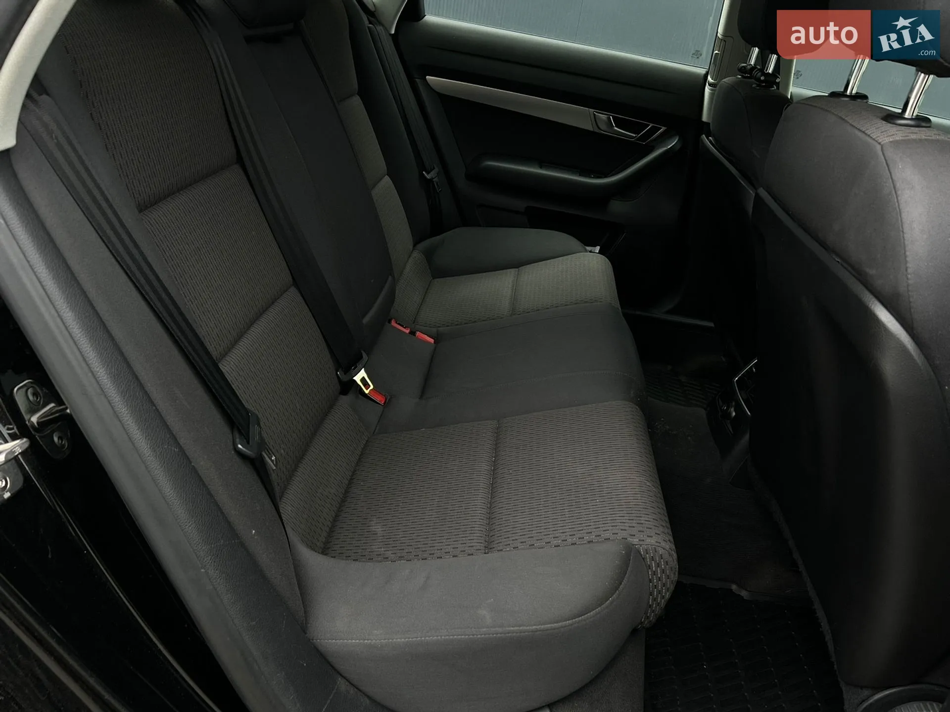 2010 Audi A6 - мініатюра 15