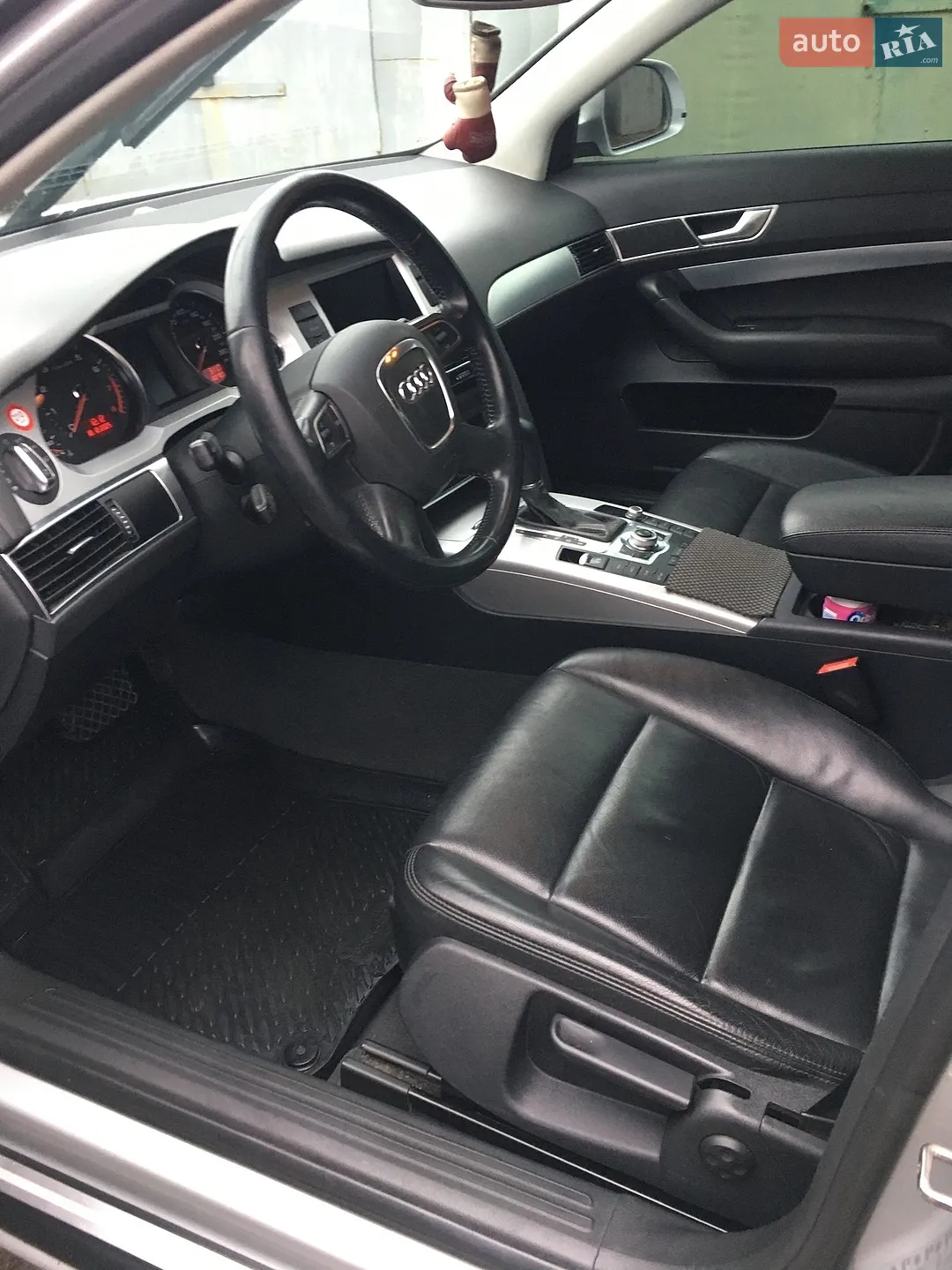 2010 Audi A6 - мініатюра 11
