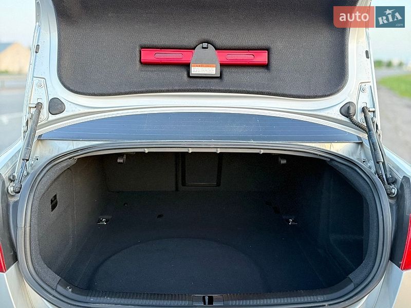 Седан Audi A6 2011 в Калиновке
