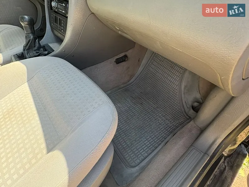 Audi A6 1996 VIN WAUZZZ4AZTN082830 фото оголошення 9 з 41