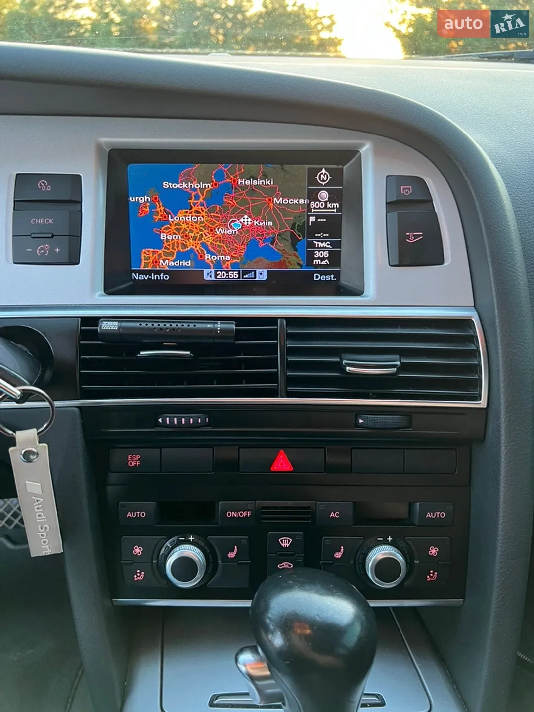 2011 Audi A6 - мініатюра 16