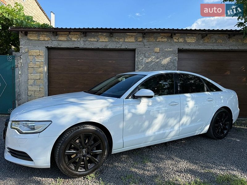 Седан Audi A6 2013 в Бахмаче