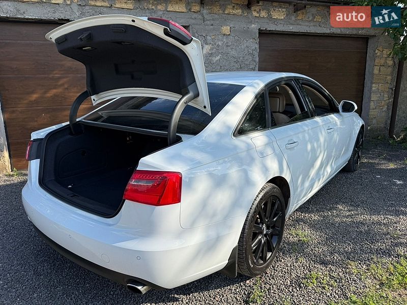 Седан Audi A6 2013 в Бахмаче