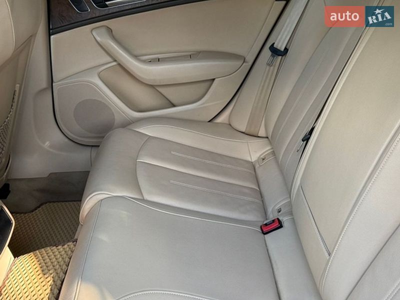 Седан Audi A6 2013 в Бахмаче