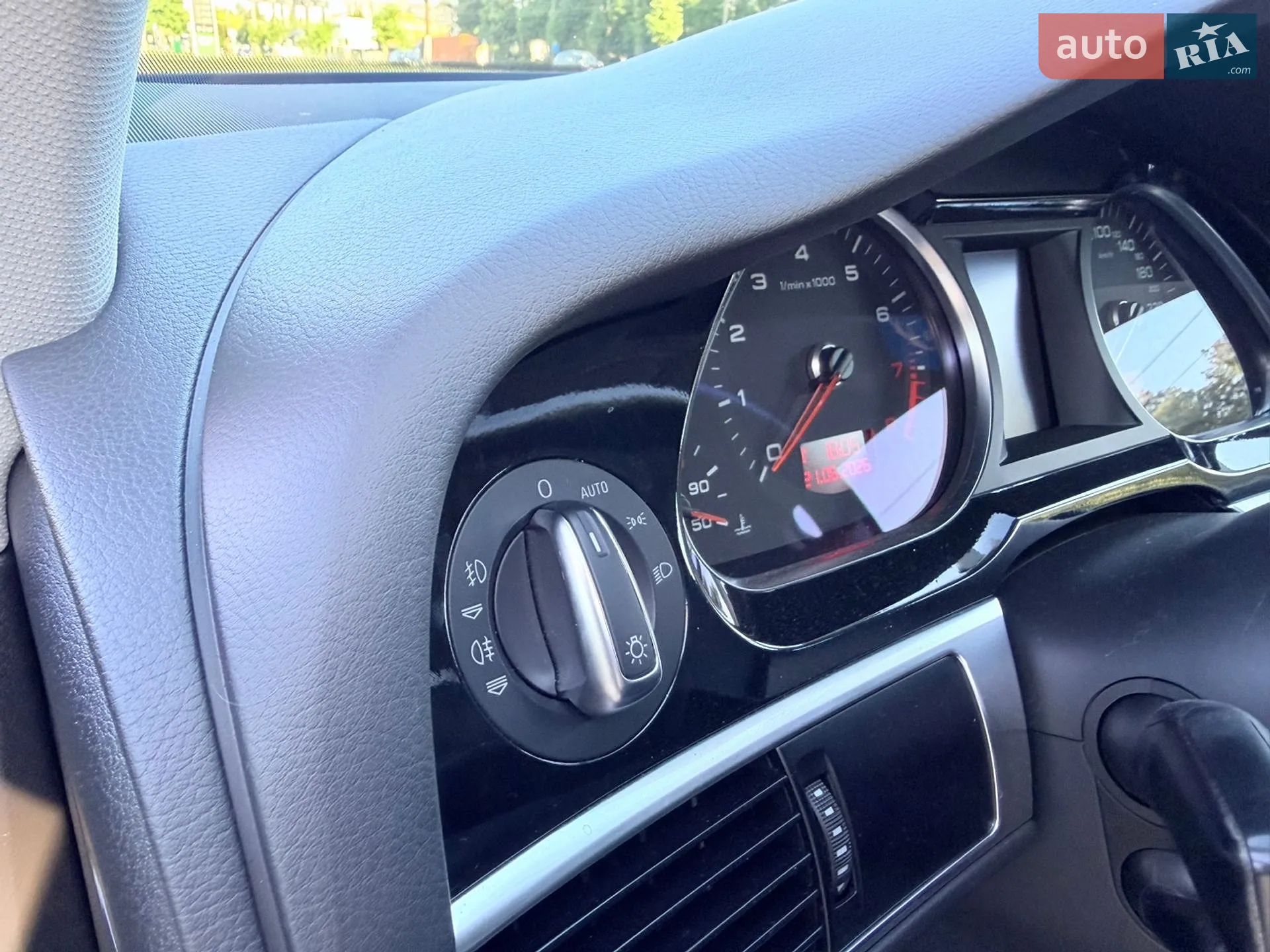 2010 Audi A6 - мініатюра 26