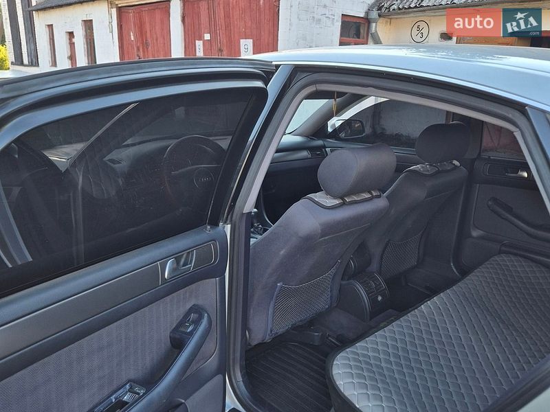 Седан Audi A6 2002 в Костополе