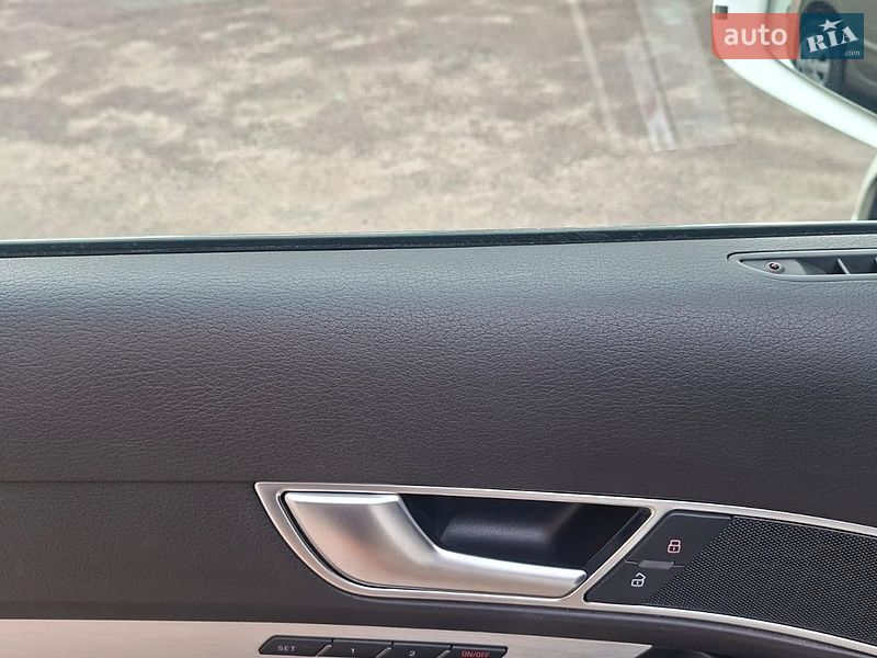 Седан Audi A6 2010 в Житомирі